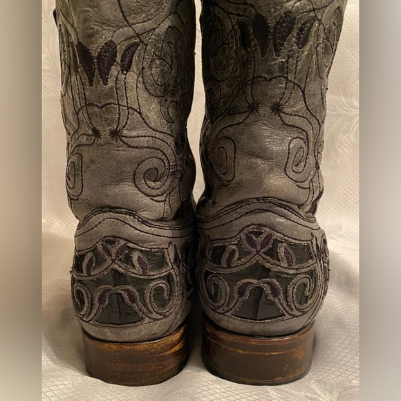 Men’s Corral Vintage leather embroidered square toe western boots. Size 11.5D - Picture 7 of 16